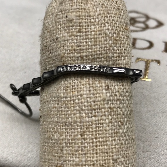 Kendra Scott Sophia Gun Metal earring - Picture 4 of 4